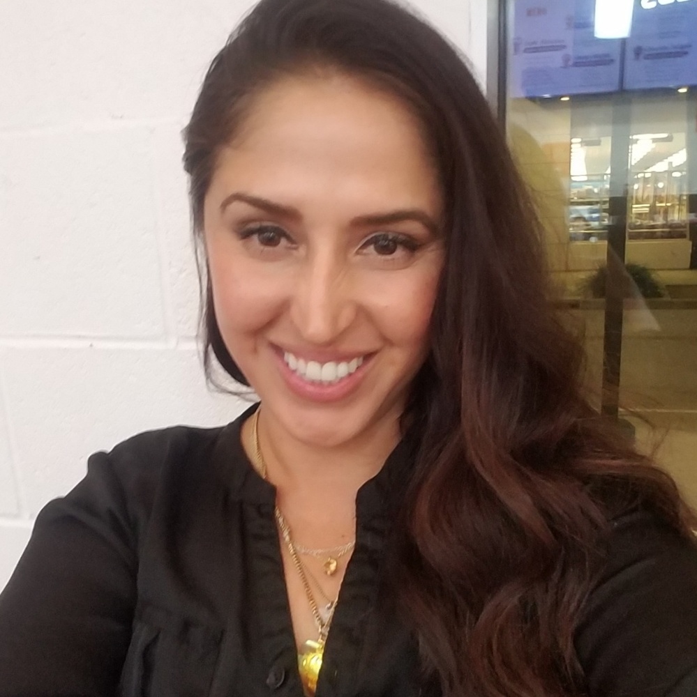 Meet your Posher, Liz